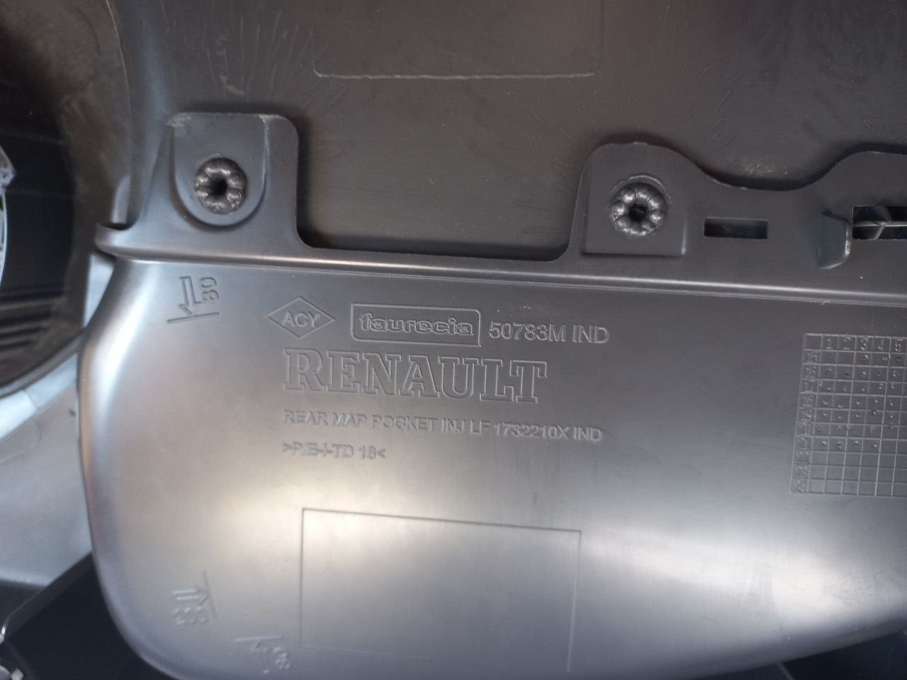 Panneau de porte avant droit Renault Clio